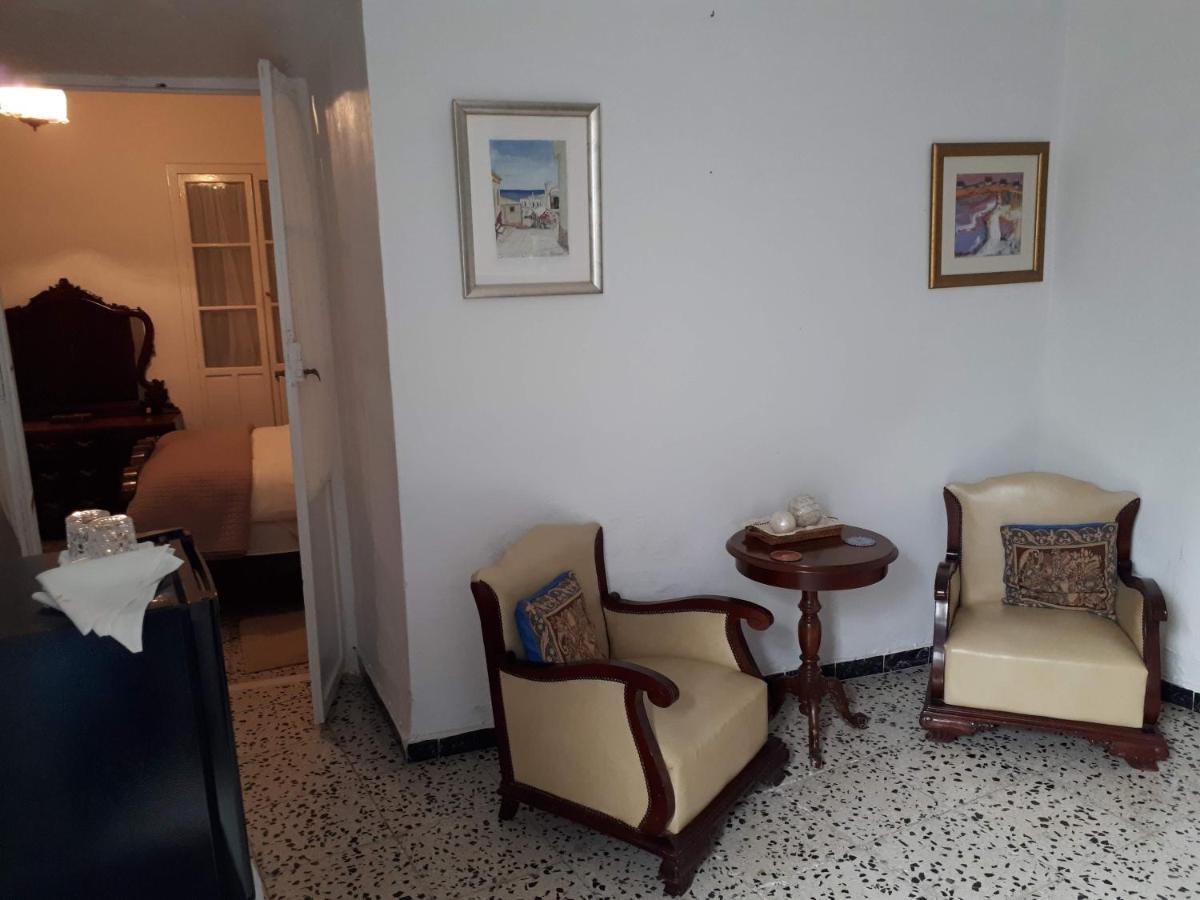 The Jasmine House Hotel Олвера Екстериор снимка